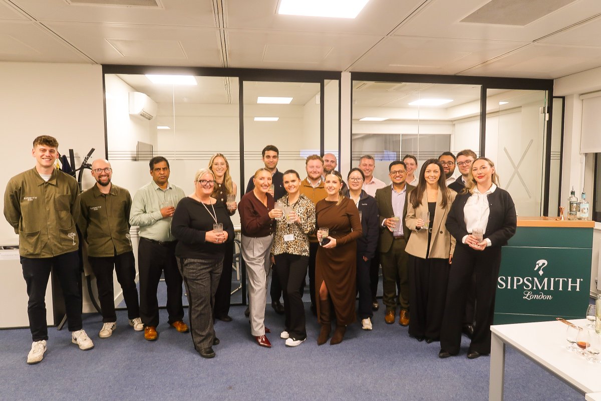 woncomms's tweet image. A superb gin tasting experience at Arnold Hill &amp;amp; Co LLP with @sipsmith London

This brilliant gathering was an excellent team bonding activity that included gin tasting, learning, fun and much laughter.

#ImACeleb #WorldCup2026 #Christmas #ThisMorning #EubankBenn2 #England ❤️😊RT