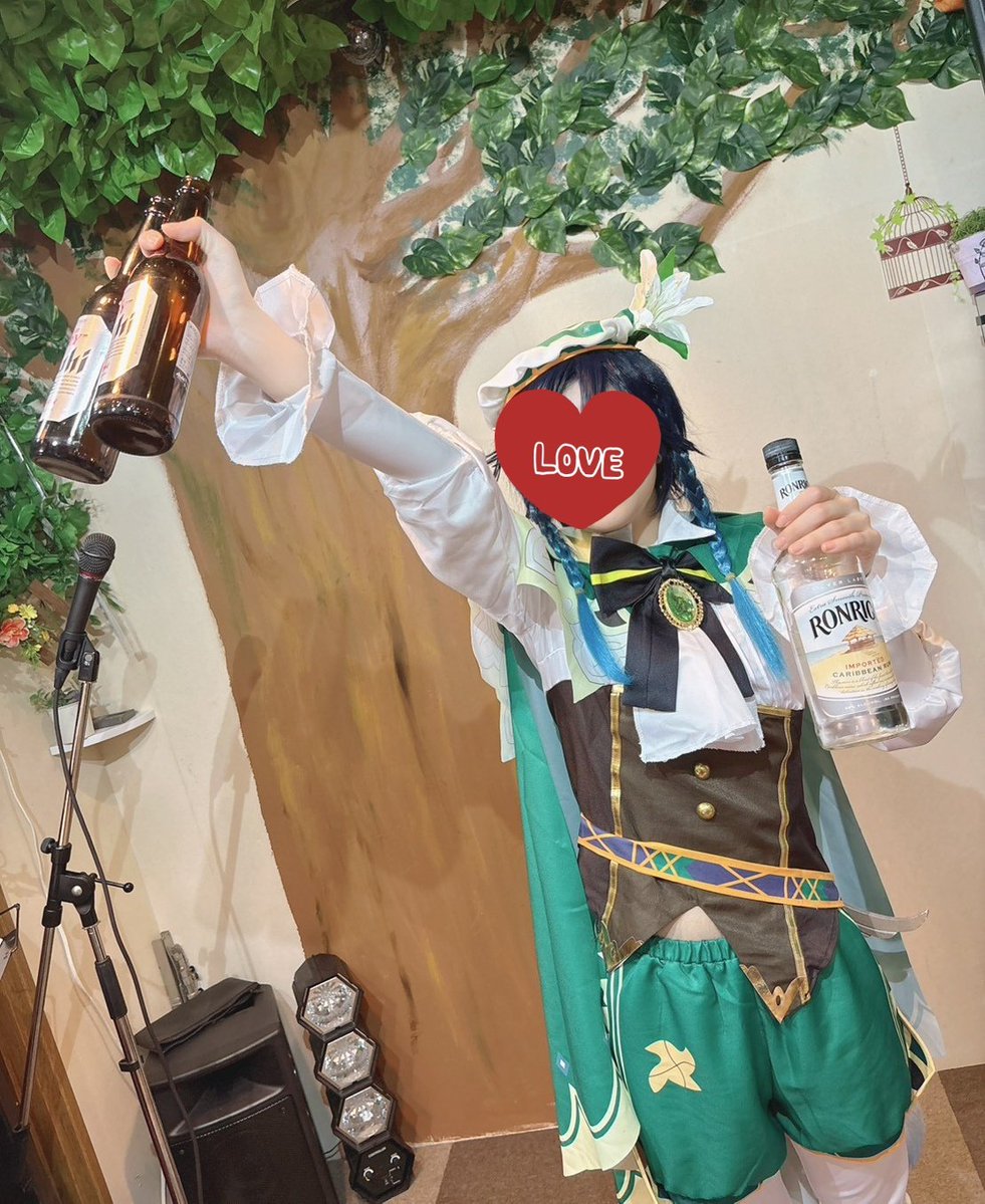 Venti_sekaijyu's tweet image. 🍃仕様書🍃𓂃𓈒𓏸︎︎︎︎

concept→ウェンティが現代に転移

できないこと
24時間対応/R18/関係/部屋凸

一般・多作歓迎/フォロバ同作のみ
写真有/独自解釈有/カフェ告知有

ボクのことが苦手だったらミュートしてね〜
新たな友人は大歓迎だよ！
#ウェンティ