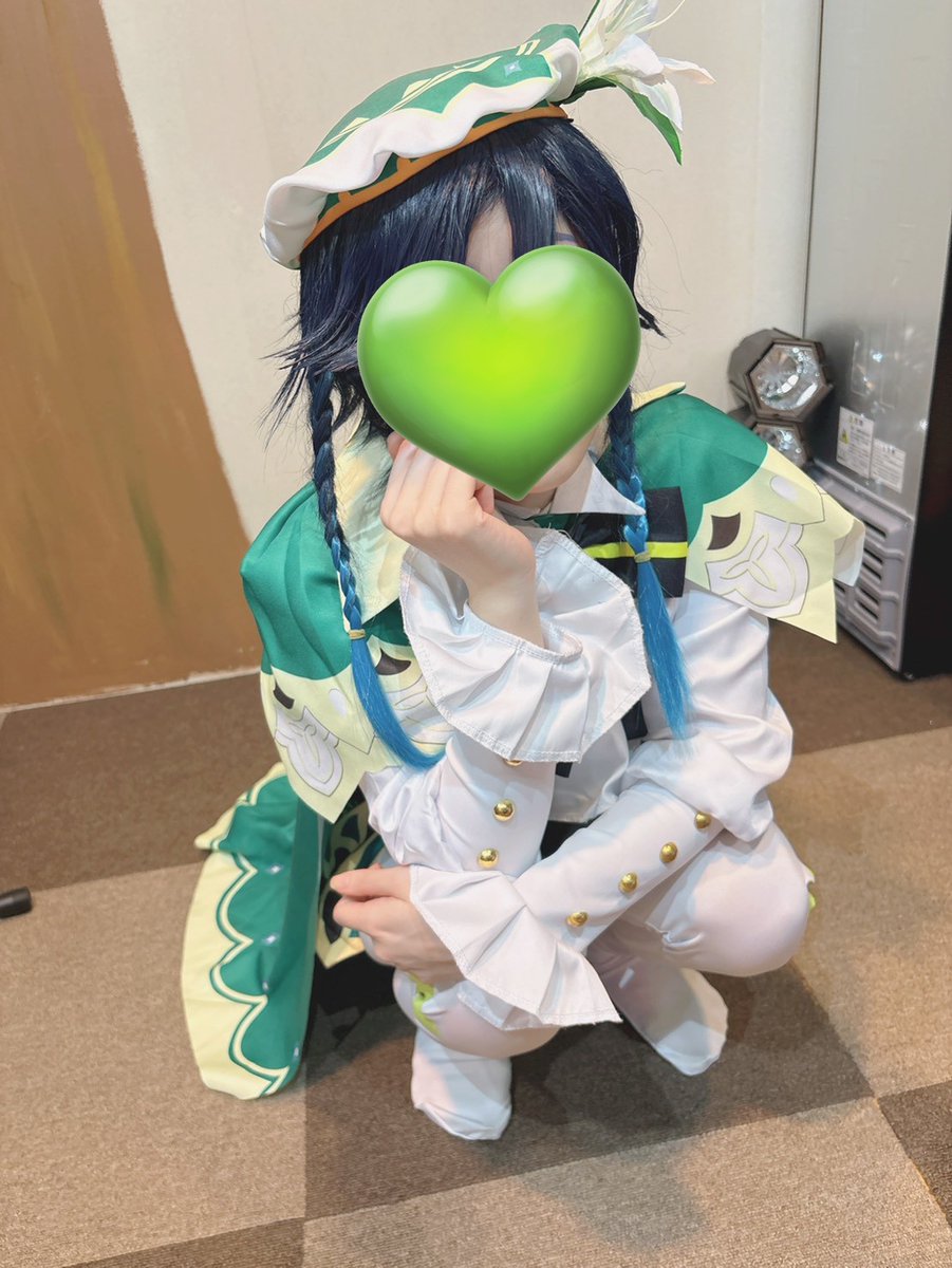 Venti_sekaijyu's tweet image. 🍃仕様書🍃𓂃𓈒𓏸︎︎︎︎

concept→ウェンティが現代に転移

できないこと
24時間対応/R18/関係/部屋凸

一般・多作歓迎/フォロバ同作のみ
写真有/独自解釈有/カフェ告知有

ボクのことが苦手だったらミュートしてね〜
新たな友人は大歓迎だよ！
#ウェンティ