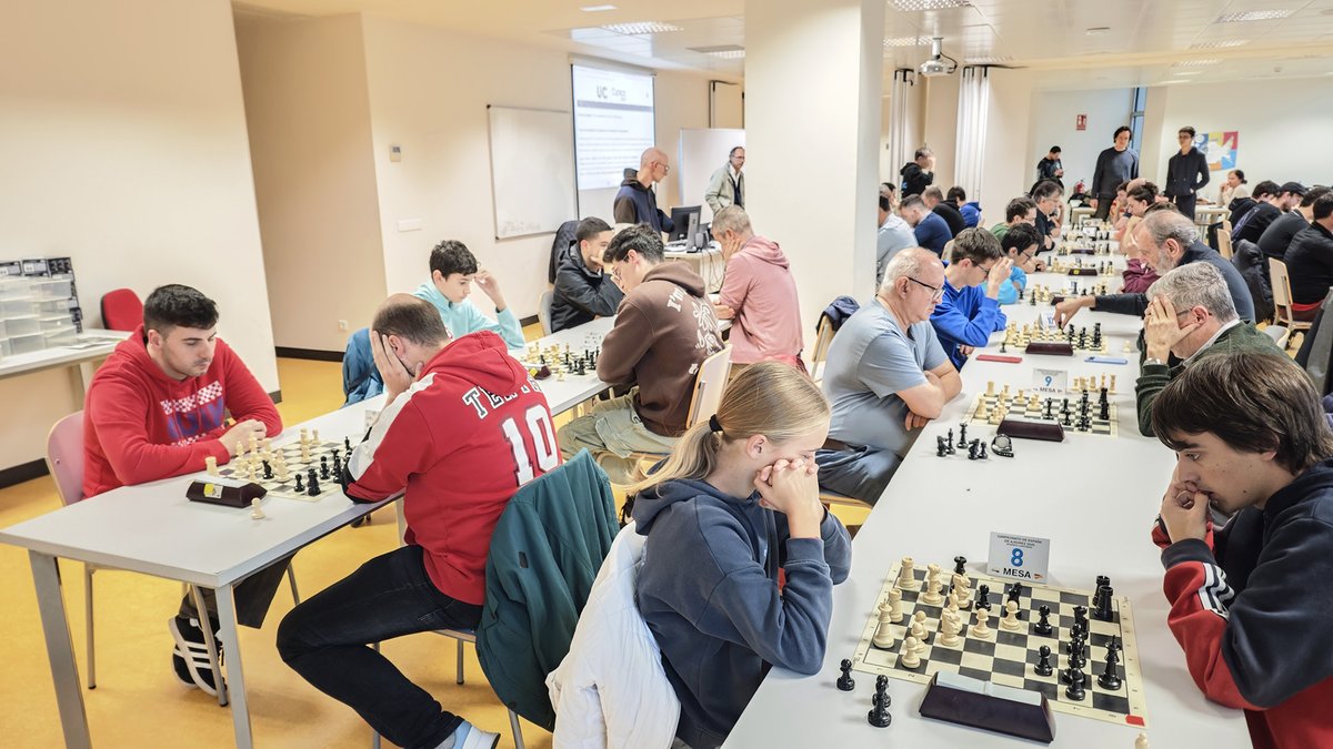 unican's tweet image. 🔬La Semana de la Ciencia acerca la investigación a 
1⃣.6⃣0⃣0⃣ escolares de #Cantabria
🔎Participan en las 7⃣7⃣ actividades desarrolladas por 8⃣4⃣ 👩‍🔬🧑‍🔬investigadoras e investigadores en los laboratorios y centros de investigación #UC
ℹ️ Más información: web.unican.es/noticias/Pagin…