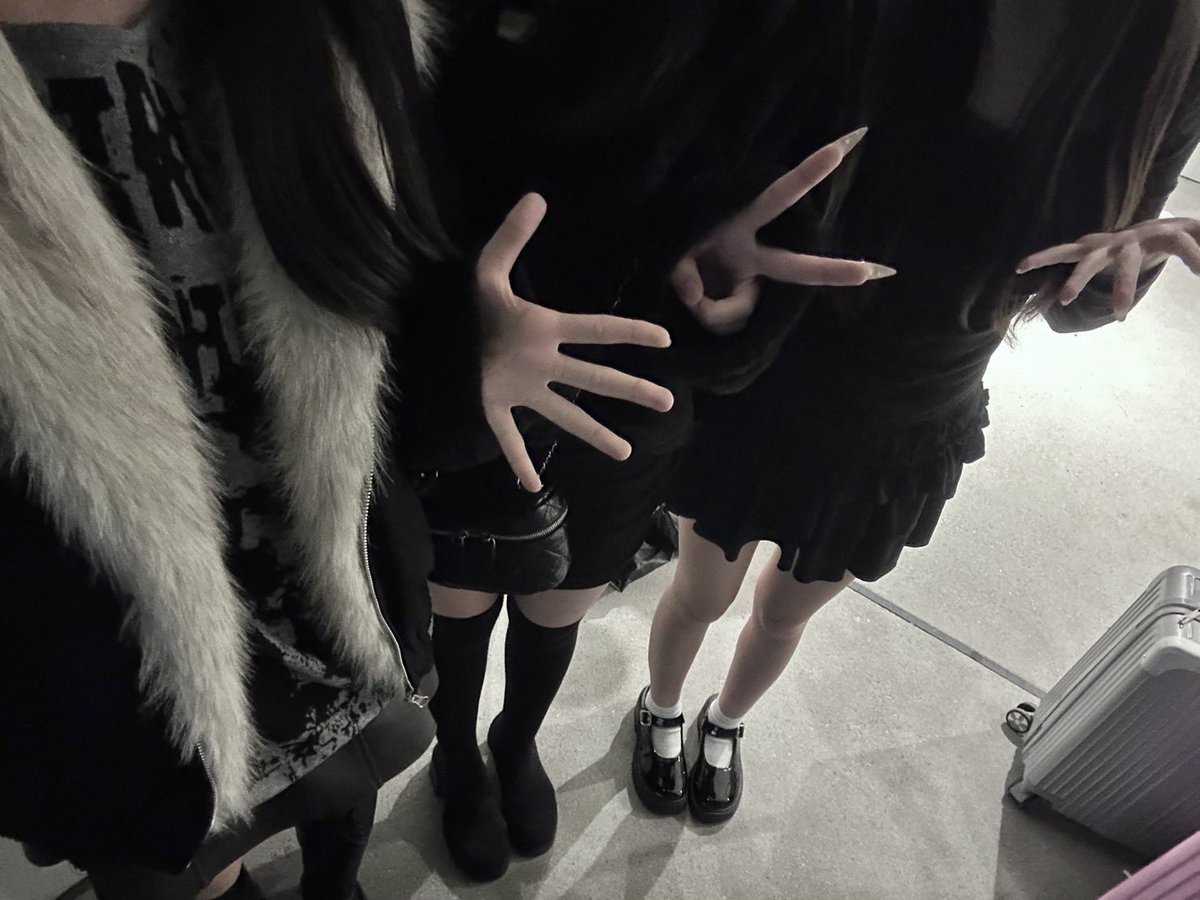 名古屋2days♩
トロッコ最前でファンサもらえて大好き増した😭❤️