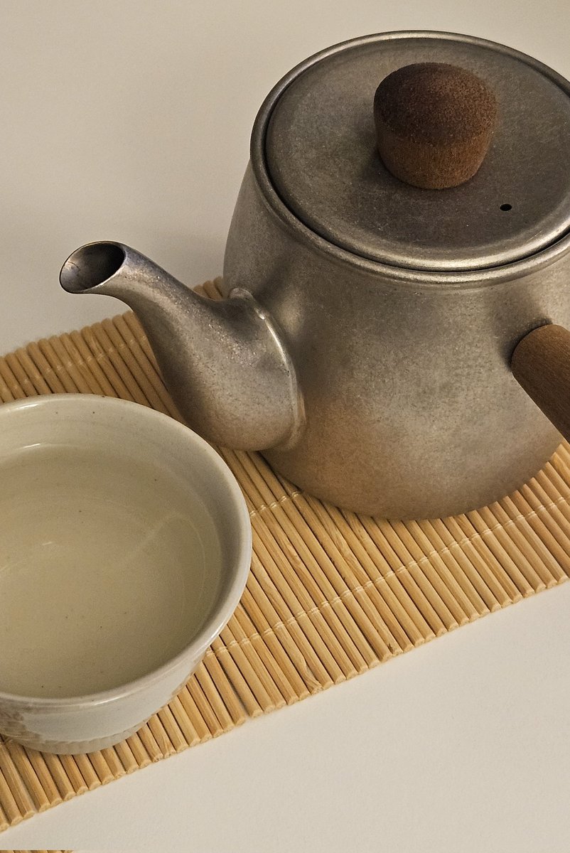 다구장 구석에 짱박혀있던 내 첫 다관
오랜만에 꺼내와서 보리옥수수차