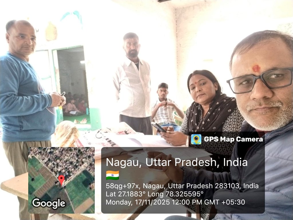 Deo_Firozabad's tweet image. #विशेष_प्रगाढ़_पुनरीक्षण_अभियान के अंतर्गत समस्त विधानसभा क्षेत्रों में सहायक निर्वाचक रजिस्ट्रीकरण अधिकारी, सुपरवाइज़र एवं बूथ लेवल अधिकारियों द्वारा विभिन्न बूथों पर आयोजित कैंपों के माध्यम से जनपदीय नागरिकों से #गणना_प्रपत्र प्राप्त किए जा रहे हैं।
@ceoup @InfoDeptUP