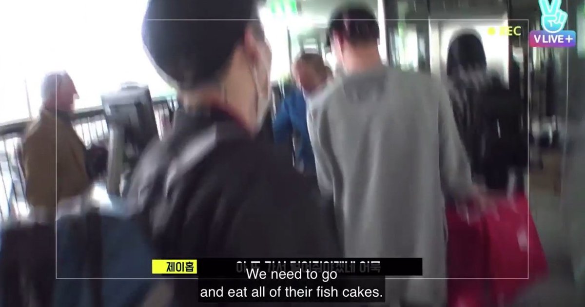 jinsmeraldo23's tweet photo. yoongi: norway is famous for fish cakes.
hobi: we need to go and eat all of their fish cakes. 
jeongguk: i heard there's some near the airport gate 

#NORWAY #FISHCAKE #STAYALIVE

🤣🤣🤣 https://t.co/HXjqmEIeTt