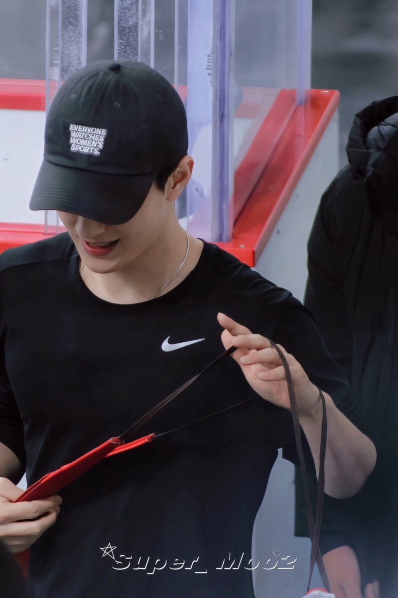 super_moo2's tweet image. 251117
실업연맹
🍁🥶
#쇼트트랙 #장성우