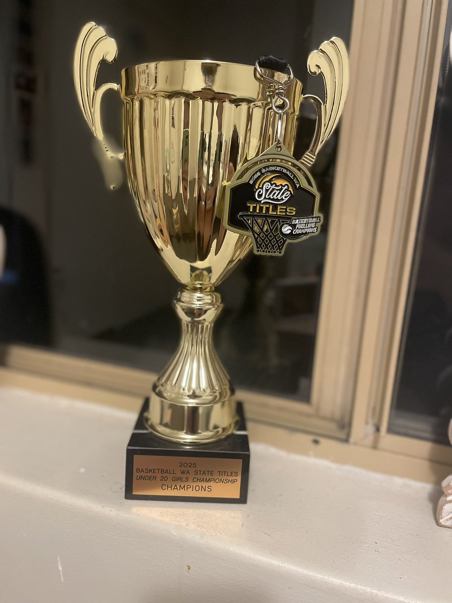 ScanlonCoach's tweet image. State titles was a success 7-0! Looking forward for the season ahead 💙💚