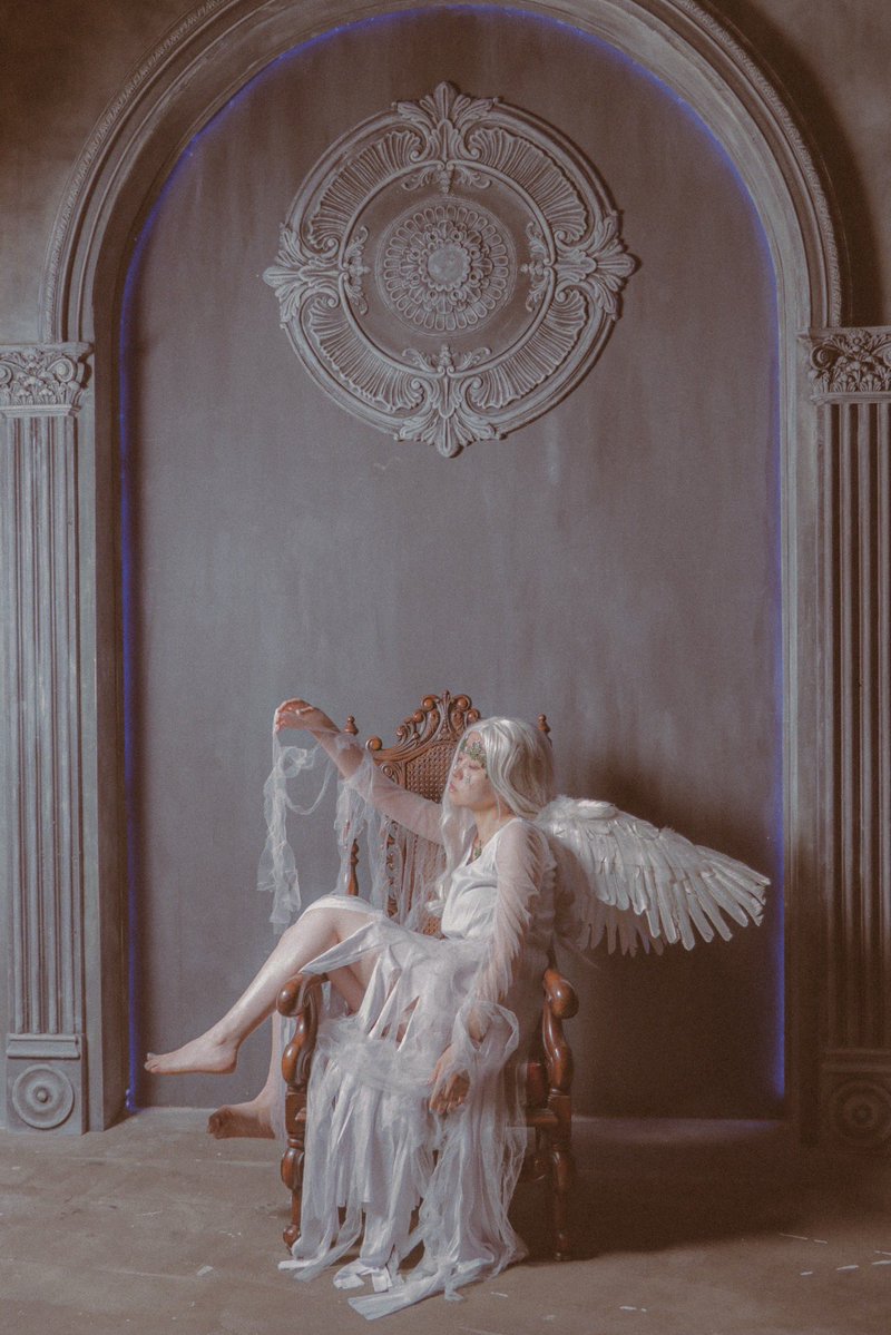 Kim4141pic's tweet image. 異形の天使にしか救えない命がある
(私がすごい好きなだけですおめめいっぱいの天使)

 #彪資料写真集 #トレス素材 #Posereference