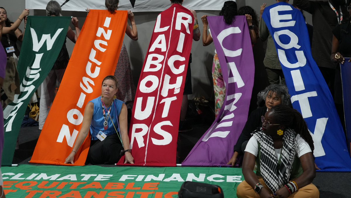 PowerShftAfrica's tweet image. BAM! BAM! BAM!
At COP30, we&apos;re calling for BAM: the Belem Action Mechanism for a Global Just Transition.

Civil society organisations are staging an action inside the COP30 venue, calling for a Just Transition rooted in justice, dignity, wisdom, labour rights, care, and…