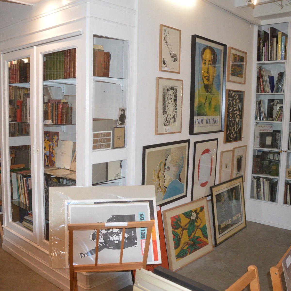 📚 Montolieu Village du livre et des arts  : À la rencontre de la 𝗟𝗶𝗯𝗿𝗮𝗶𝗿𝗶𝗲 𝗹𝗮 𝗠𝗮𝗻𝘂𝗳𝗮𝗰𝘁𝘂𝗿𝗲, 𝗘𝗰𝗹𝗲𝗰𝘁𝗶𝗰 𝗴𝗮𝗹𝗲𝗿𝗶𝗲 
📍5 rue du 8 mai 1945 - 11170 Montolieu, Village du
livre et des Arts.
☎️04.68.24.92.63"
montolieu-livre.fr/livre/bouquine…