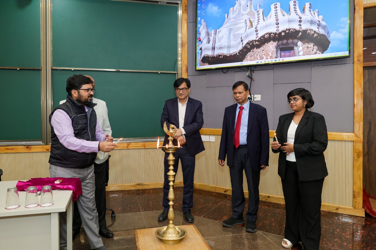 IIML's tweet image. IIM Lucknow conducted the Orientation Programme for PhD scholars, bringing together 45 scholars from the first and second year for a day of academic insight and meaningful interaction. 

#IIMLucknow #PhDProgramme #ResearchExcellence #ManagementResearch #AcademicJourney