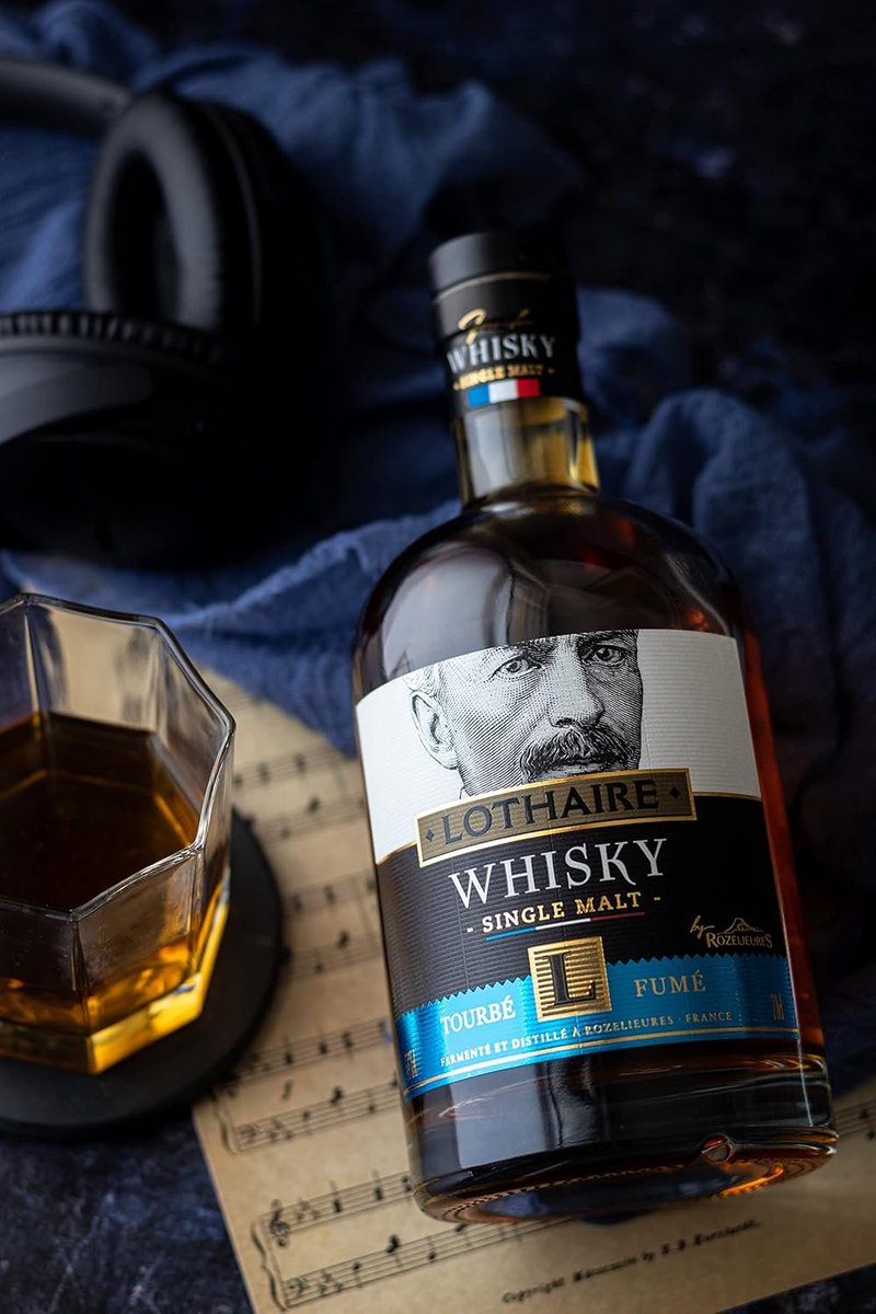 meleklerinpayi's tweet image. Fransa uzun yıllardır en fazla İskoç viskisi tüketilen Avrupa ülkesi. 20 yıl kadar önce Fransa&apos;da sadece 1 (bir) viski üreticisi vardı ve Fransız viskisi denince akla sadece Armorik gelirdi.
Şu anda irili ufaklı 180 damıtımevi var ve 80&apos;e yakın Fransız viski markası satışta.…