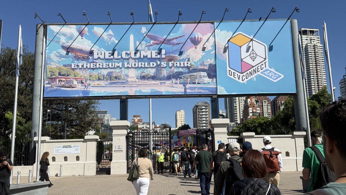 mauritodev's tweet image. Hoy todo @EFDevcon #devconnectarg