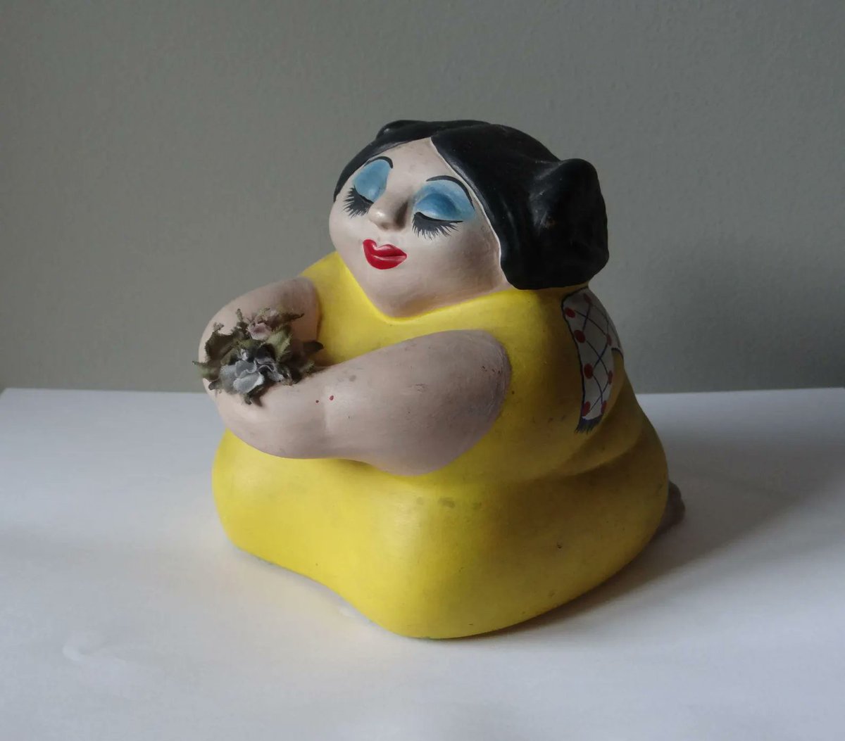 elementsdeco's tweet image. Vintage Mexican Pottery Kneeling Woman Statuette with Bouquet - Handmade Prayer Figurine #wiseshopper 
authenticbyclaire.etsy.com/listing/185059…