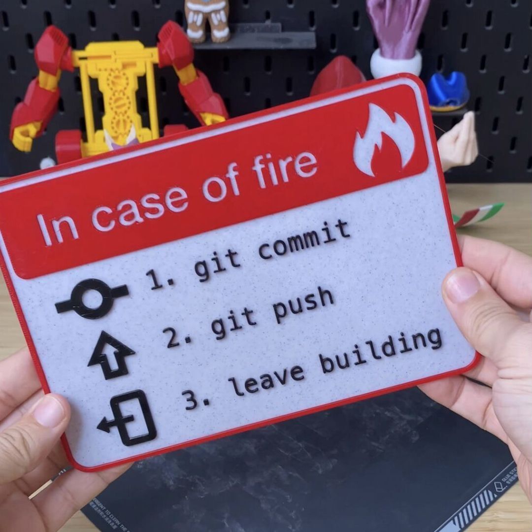 simplyphpdotcom's tweet image. Happy Monday!