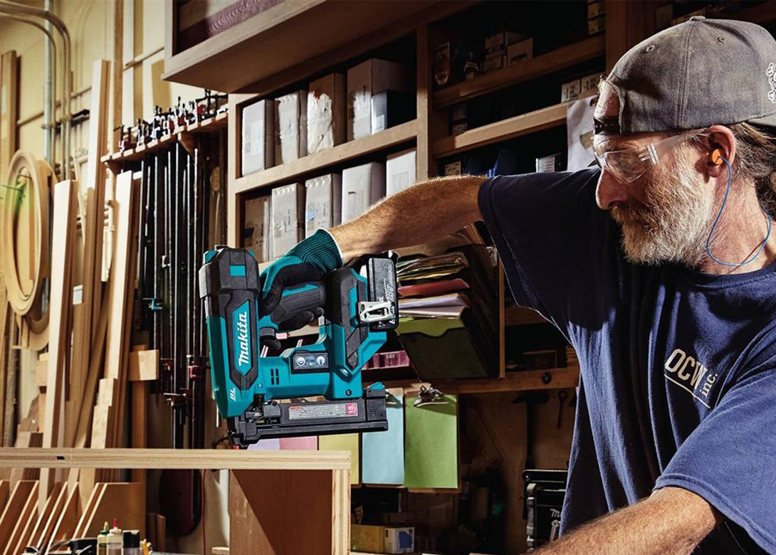 fastfixtech's tweet image. Makita has strengthened its cordless offering with the release of three new nailers and one new stapler, expanding the versatile LXT® platform.
ow.ly/pSJ650Xs4Oy
Subscribe to our newsletter: ow.ly/Pe0450PRZqm