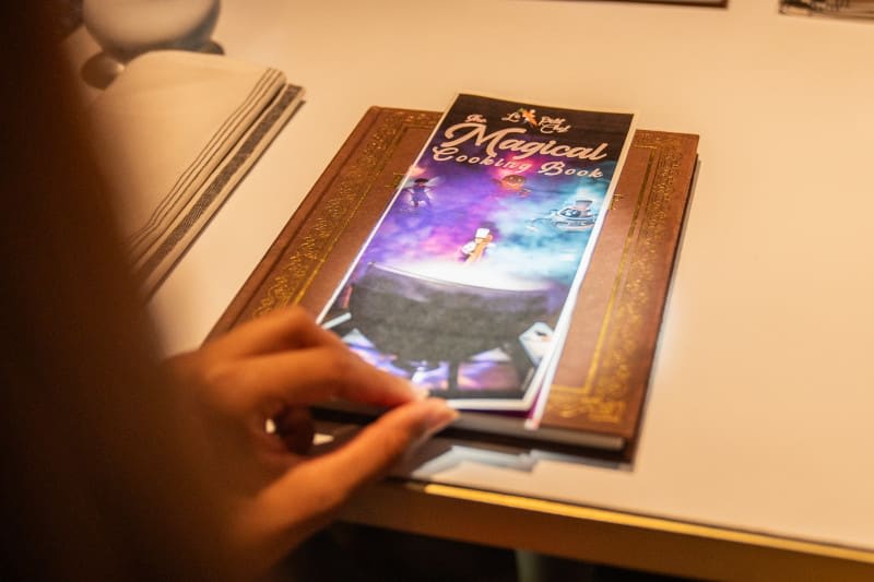 🍽️✨ Experience the magic of Le Petit Chef aboard the Celebrity Edge and Celebrity Apex! This unique dining adventure combines culinary delights with captivating animation.🍷🎉

Contact me today to book your cruise and secure your spot at Le Petit Chef! 📞