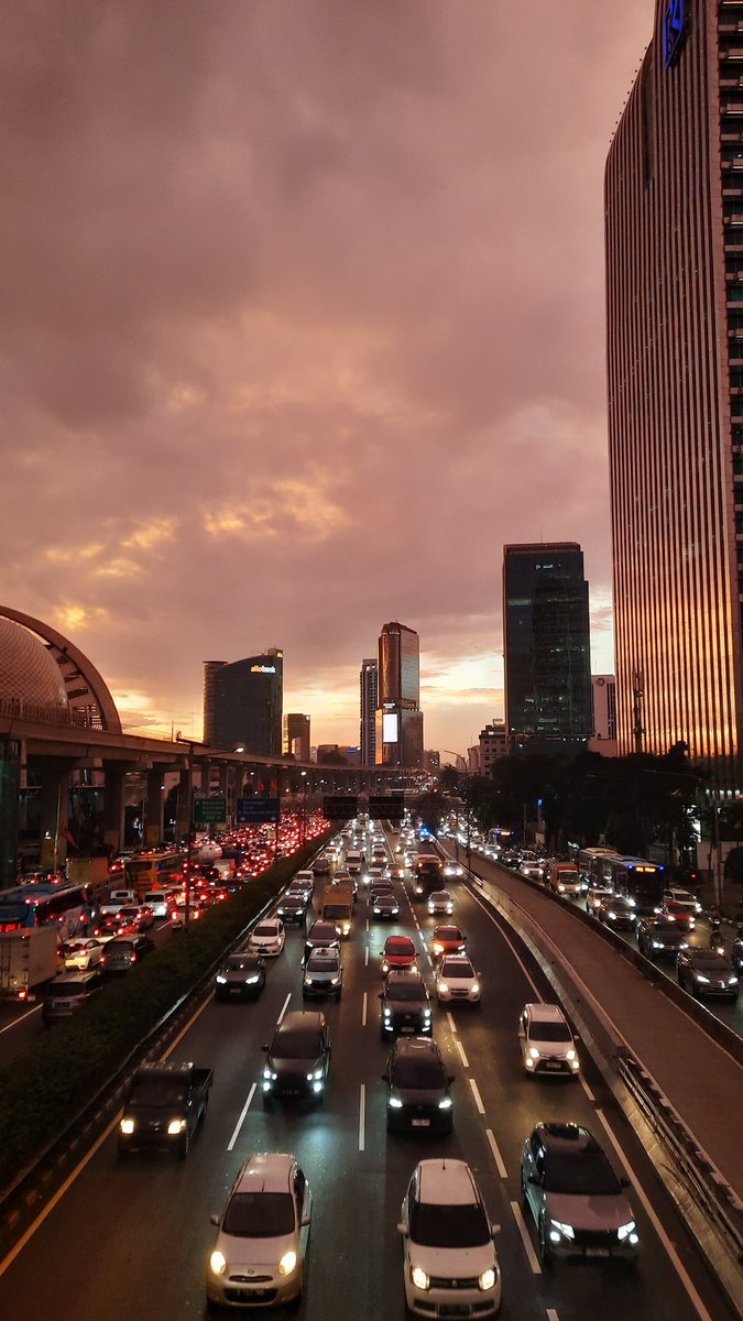 dinday6_'s tweet image. Samsung camera without filter✨️✨️