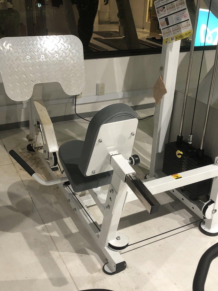 gentle_1047's tweet image. 今日は上半身も下半身も💪🦵全身筋トレ🏋️疲れを溜めない為にデスクバイクで軽く有酸素運動🚲せっかくダイエットして減量したから継続しますよ！#チョコザップ #chocoZAP #筋トレ #デスクバイク #有酸素運動