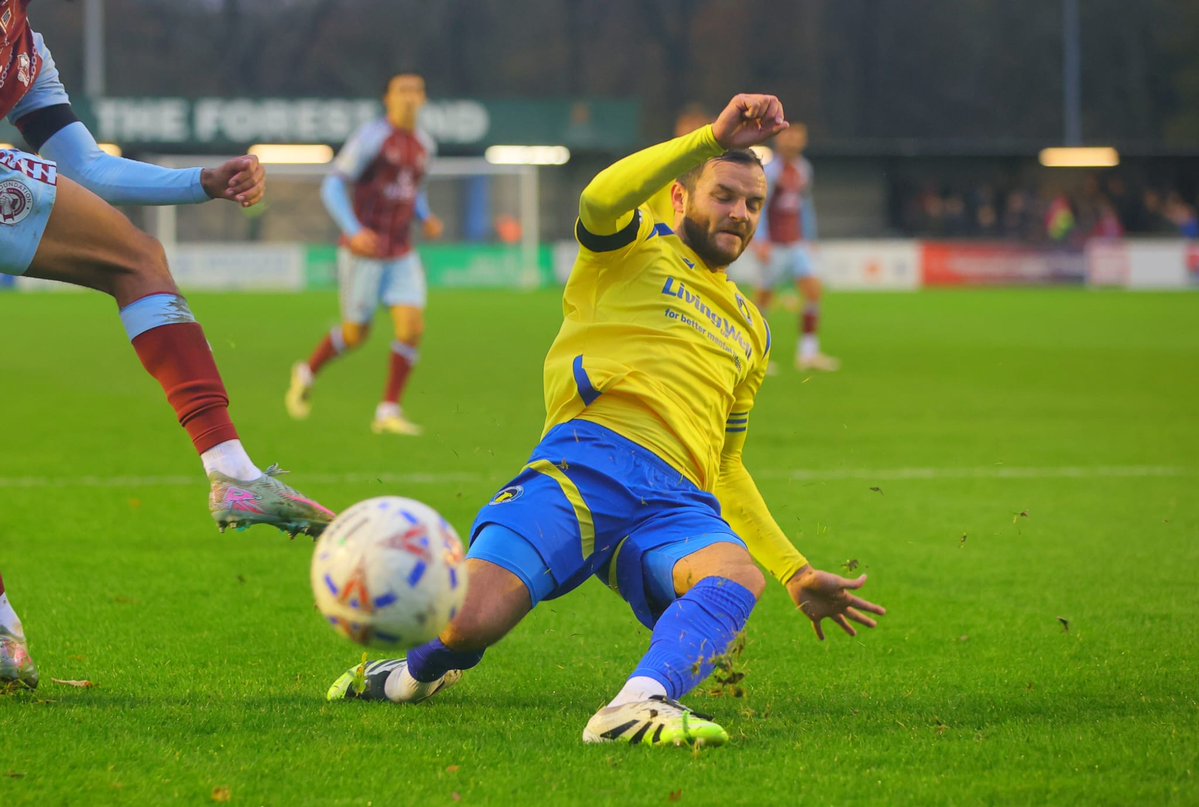 SolihullMoors's tweet photo. Admins too busy staring at pics from our 3-0 win on the weekend📸

Next up at Damson Park: Manchester United U21s. Tickets can be purchased here: https://t.co/VkMTKViC5Q https://t.co/x7d7jW2T1H