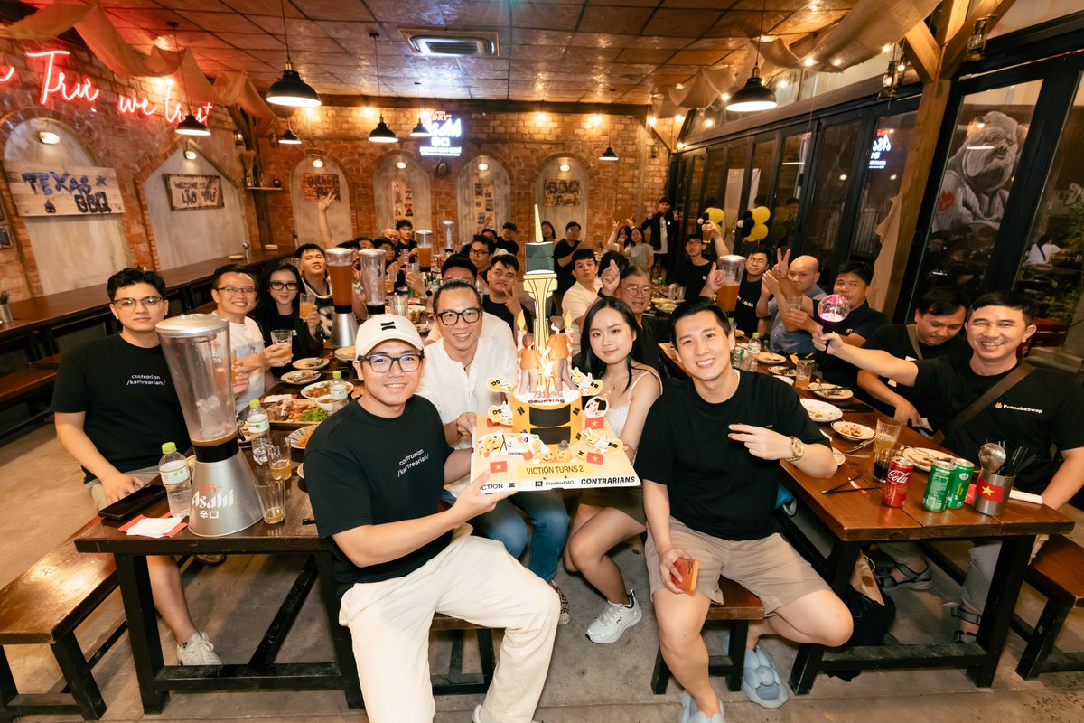 VictionVN's tweet image. Một đêm ấm cúng, tràn ngập tiếng cười và những cái ôm thật chặt. 731 VMs Party Vietnam đã khép lại trong sự biết ơn vô hạn dành cho tất cả các anh em.🥰🫡

#VictionVietnam #731VMsParty #VictionTurns2 #IRL