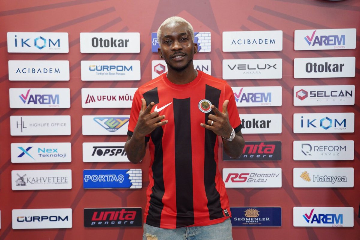 🚨FLAŞ l

💰 "Bu hafta Galatasaray ile maç yapacak olan Gençlerbirliği'nde Onyekuru , maaşını alamadığı için idmana çıkmadı!"

 (🗣️ Fikret Gül)