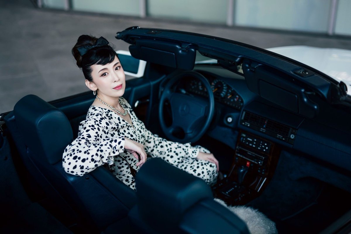 GQJAPAN's tweet image. 雛形あきこ「父がクルマ好きで、小さい頃は（日産）『ブルーバード』でよく出かけました。“DATSUN”のロゴをよく覚えています」

▼愛車の履歴書── #雛形あきこ さん（前編）
gqjapan.visitlink.me/Pjn_1X