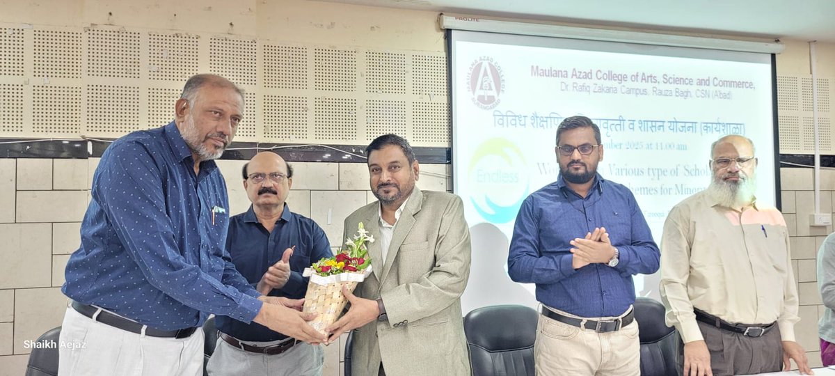Maza01245's tweet photo. *Endless Helping Foundation*, in association with *Maulana Azad College, Aurangabad*, organized a one-day workshop for headmasters and teachers of minority schools to spread awareness about *scholarships and other government schemes*. https://t.co/tnJ8Fmy2bQ