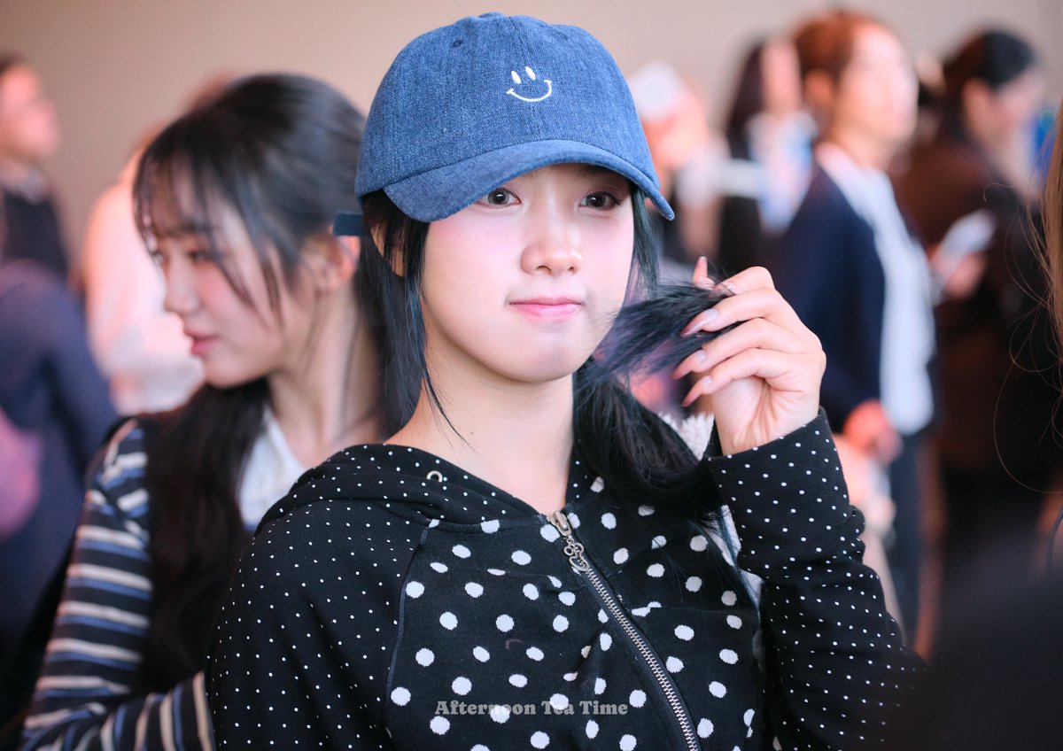 afterNoon_tt's tweet image. 251016 트리플에스 출국

2025 Rewind ⏪

#트리플에스 #설린 #tripleS #Sullin #ซอลลิน