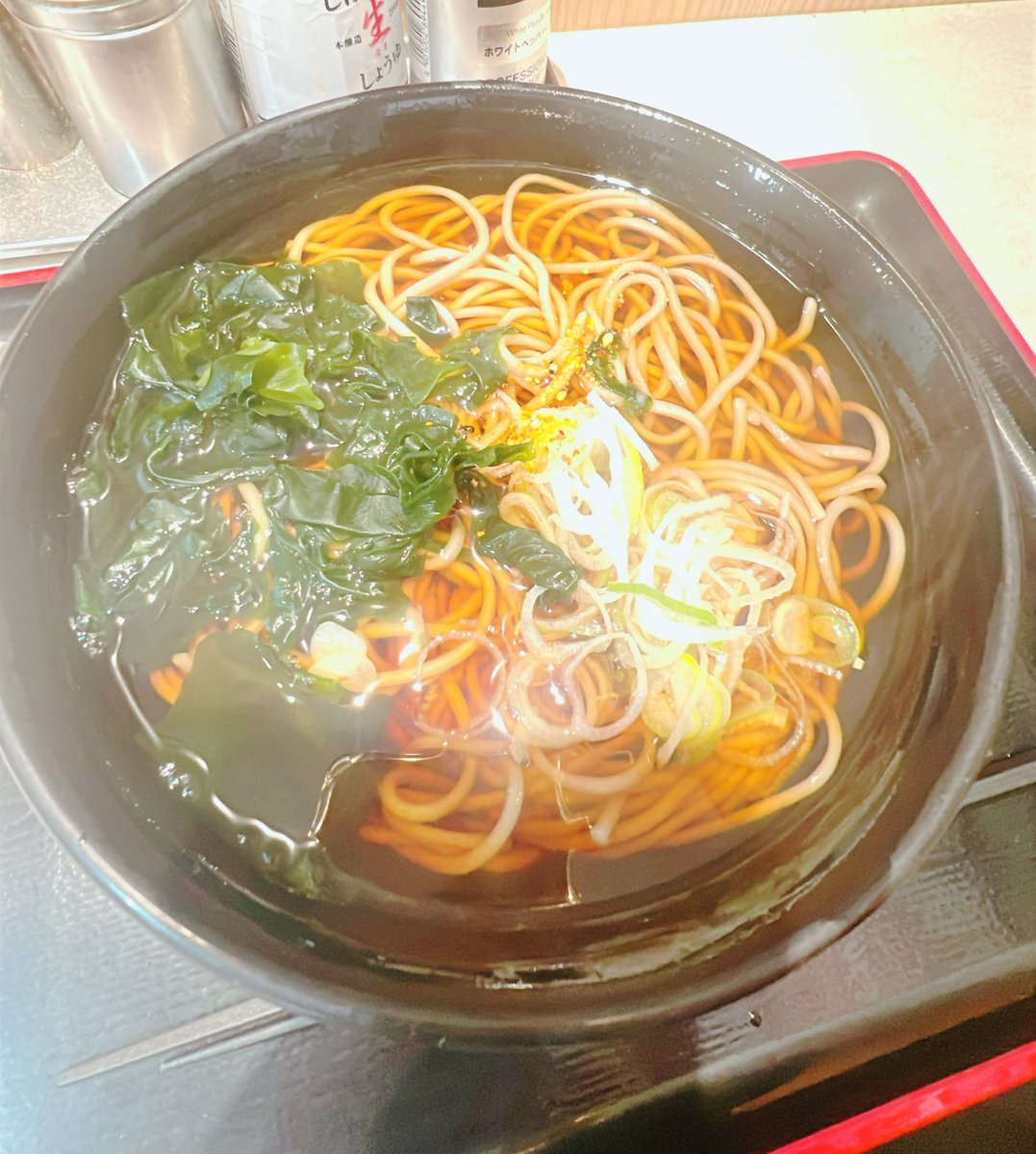 furanizm's tweet image. やっとごはん!!!! ߹ㅁ߹)♡
涙でかすんでFJSBが見えにくい…
(湯気です)