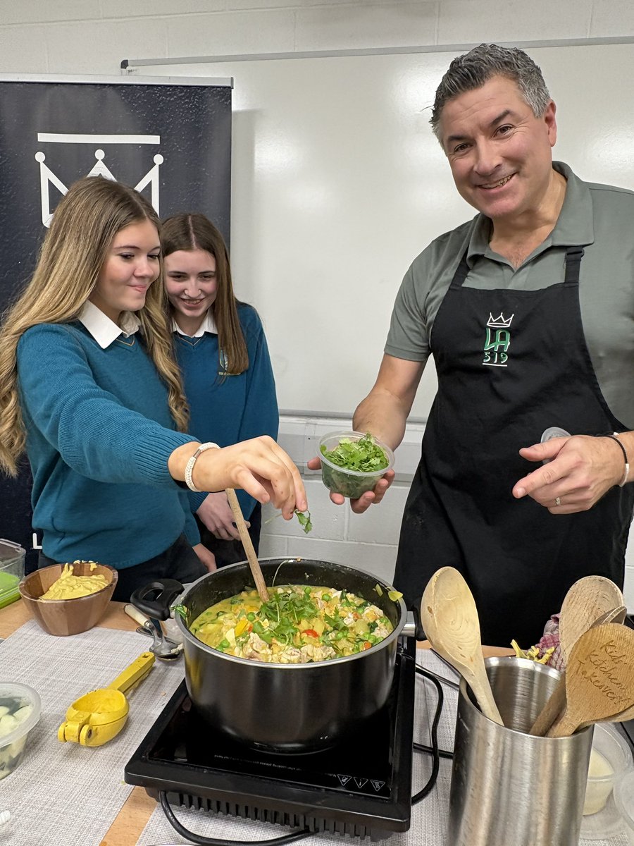 Largy College Official tweet media