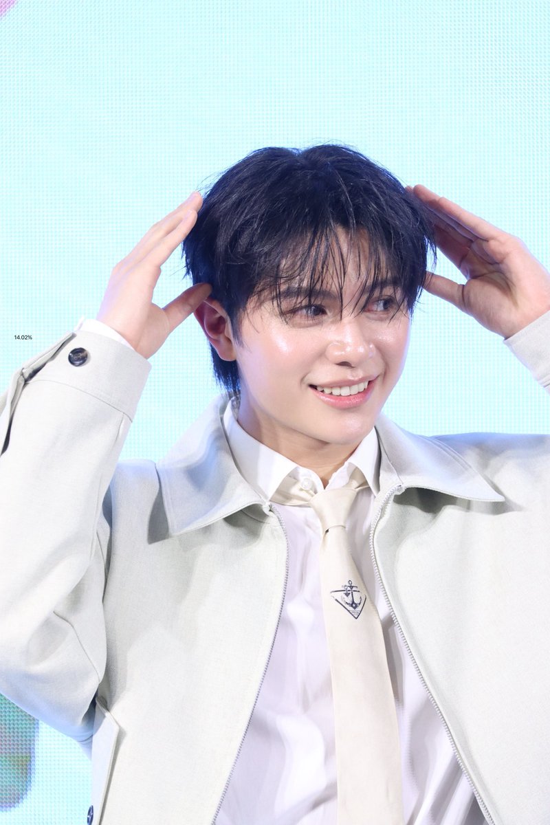 you will see william with this hairstyle forever because the est supha compliment him 🤓🤓