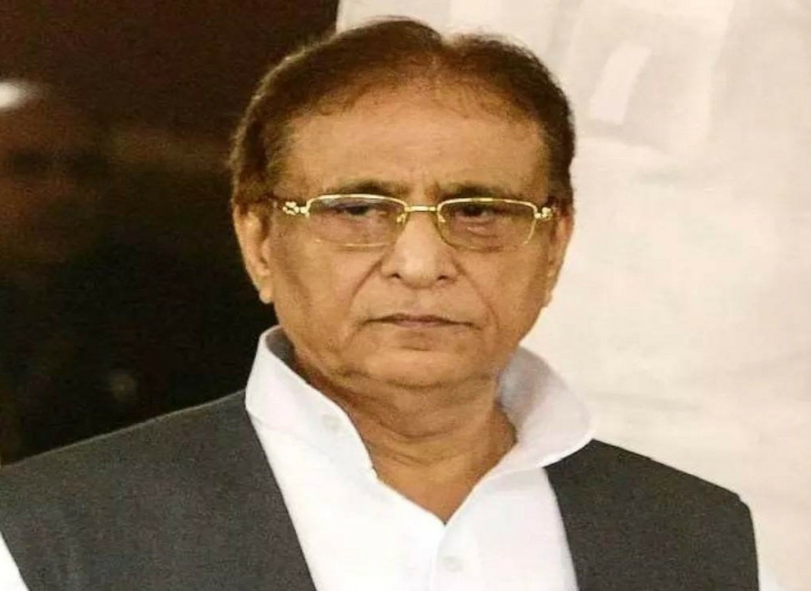 YdbRaj73826's tweet image. सनातन हिन्दू एकता पदयात्रा जैसी धार्मिक योजनाएं जिसमें सरकार का पूर्ण समर्थन है।

ऐसी सभी प्रकार की धार्मिक गतिविधियां उत्तर प्रदेश विधानसभा चुनाव 2027 में भाजपा की सरकार बनाने के लिए ही की जा रही हैं।
और इसी प्रकार कुछ महीने पहले धीरेंद्र शास्त्री बिहार को हिंदू राष्ट्र का पहला…