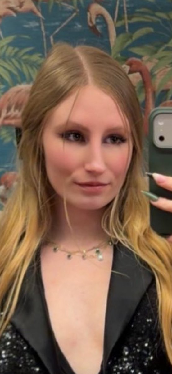 CopyHrdr's tweet image. Photoshop kann ich