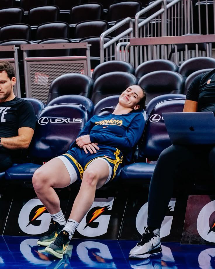 k 🏀 (@clarkfromdeep) on Twitter photo 