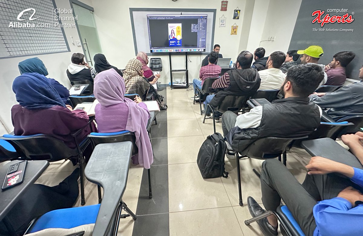 alibabaxperts's tweet image. 🎨 𝐅𝐫𝐞𝐞 𝐆𝐫𝐚𝐩𝐡𝐢𝐜 𝐃𝐞𝐬𝐢𝐠𝐧 𝐌𝐚𝐬𝐭𝐞𝐫𝐲 𝐖𝐨𝐫𝐤𝐬𝐡𝐨𝐩 | 𝟏𝟕–𝟏𝟖 𝐍𝐨𝐯𝐞𝐦𝐛𝐞𝐫 𝟐𝟎𝟐𝟓
Day 1 Completed Successfully! 🚀✨
.
.
.

#GraphicDesignTraining #DesignWorkshopSialkot #CreativeMastery #DesignSkillsPakistan #LUMSFaculty #ComputerXpertsSialkot