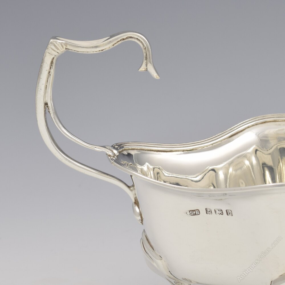 antiques_atlas's tweet photo. For sale on Antiques Atlas we have this
Stunning Edwardian Art Nouveau Silver Sauce Boat https://t.co/z9U26WLAHd ๐๐Listed by The Fancy Fox #Antiques @_TheFancyFox #antiquesilver #englishsilver #sterlingsilver #artnouveausilver #artnouveau https://t.co/AqkRXpbktC