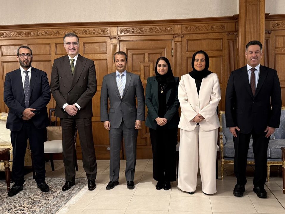 NawafNafe3's tweet image. The Gulf Cooperation Ambassadorial Council in #Brussels discussed today recent regional developments and upcoming #GCC-#EU engagements. 
🇦🇪🇧🇭🇸🇦🇴🇲🇶🇦🇰🇼🇪🇺