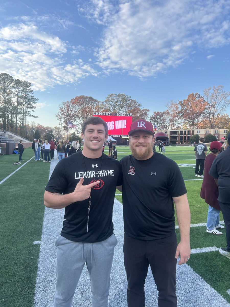 After a great conversation with <a href="/NateMullen7/">NateMullen</a> I have received my first offer from Lenoir Rhyne!
<a href="/LRBearsFootball/">Lenoir-Rhyne Football</a> <a href="/coachSocha/">Doug Socha</a> <a href="/BandysFB/">Bandys Football</a> <a href="/BandysTrojans/">Bandys High School Athletics</a>