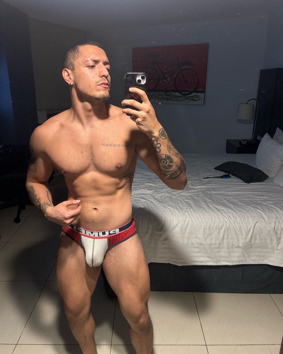 HeyCoremartz's tweet photo. @IranTopXL me das? https://t.co/8AnjTczM8d