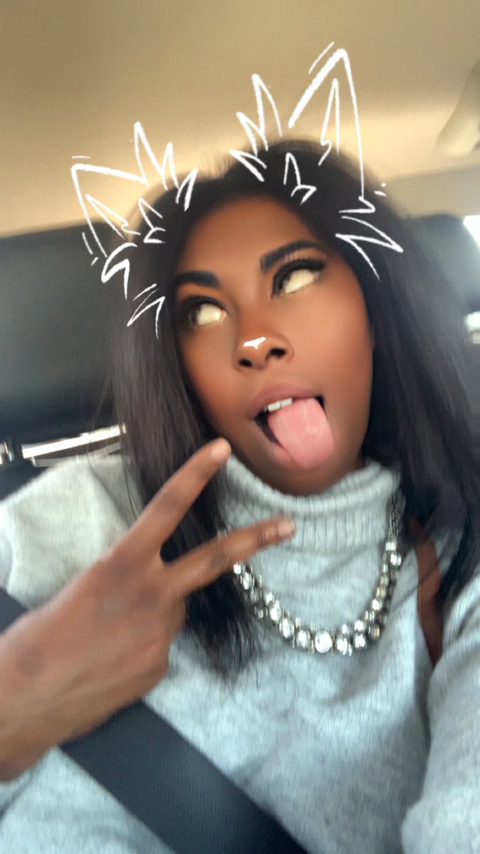 Naomi Smilez (@la1a0621) / Posts / X