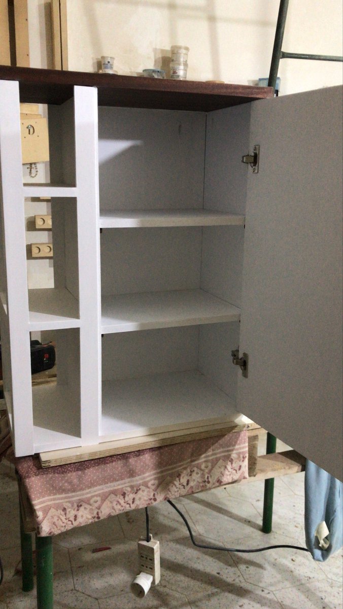 RexFesta's tweet photo. Mia ultima creazione. 
Credenza su ruote. Realizzata su misura. 
#faidate #woodworking  #cucina https://t.co/ohRboRhyRk