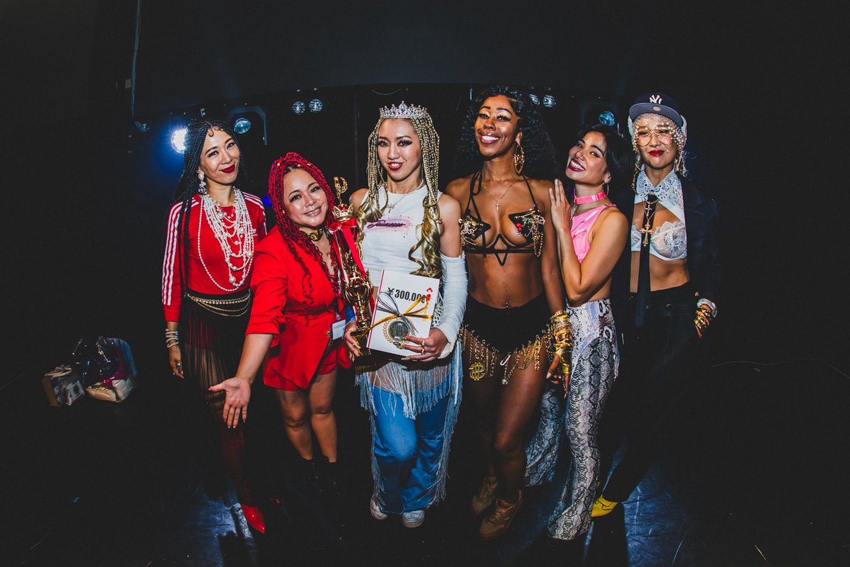 終わってからも暖かい言葉を沢山いただいてて感謝です✨1人ではとてもできない、沢山のDANCEHALL愛に協力してもらいました！来てくれたお客様、Live中継を見ていただいた皆様ありがとうございました🌹🙏　色々な動画もできあがりつつあるのでまだまだQOT japanをお楽しみください✨
#QOTjapan2025