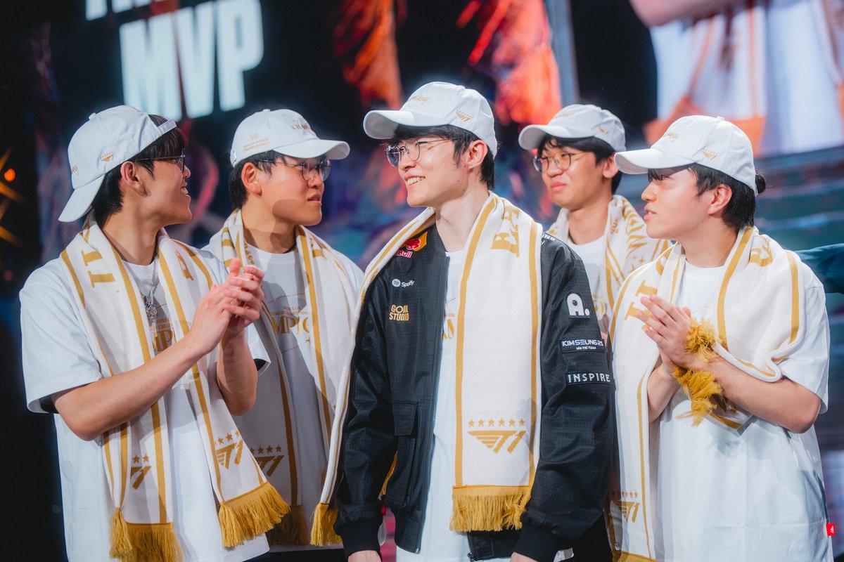 T1keriapics's tweet photo. Thank you for all the memories, Dofgk. Until next time, goodbye. 🥺💫 https://t.co/in9dNXisE5