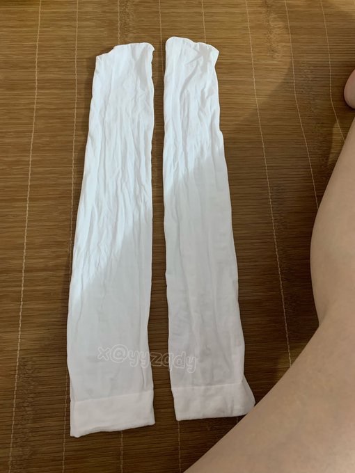 黄推福利内容 - 一叶知秋刀鱼的精彩图片 福利姬一叶知秋刀鱼分享的黄推图片1 - 网红私拍内容