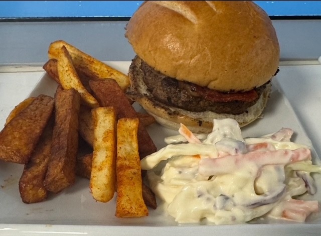 Delta_RASA's tweet image. Year 10, have been cooking, towering stacked burgers, infused with seasonings and bursting with flavour. #Foodtechnology #GCSE