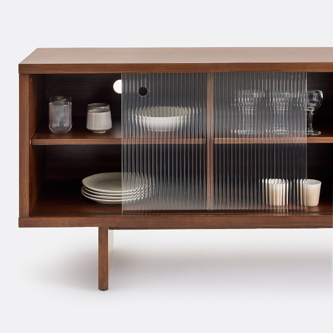 RetroToGo's tweet image. One of my favourite designs of late, this Dello retro walnut veneer and glass sideboard at La Redoute is good looking and practical. It&apos;s also in the Black Friday sale. bit.ly/4nYelLa