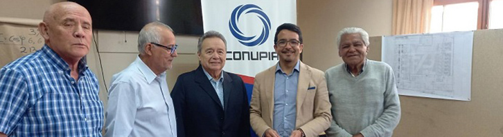 ProPymeChile's tweet image. #Pymes: Conupia rinde homenaje al Superintendente de Insolvencia y Reemprendimiento goo.su/bAiGtM