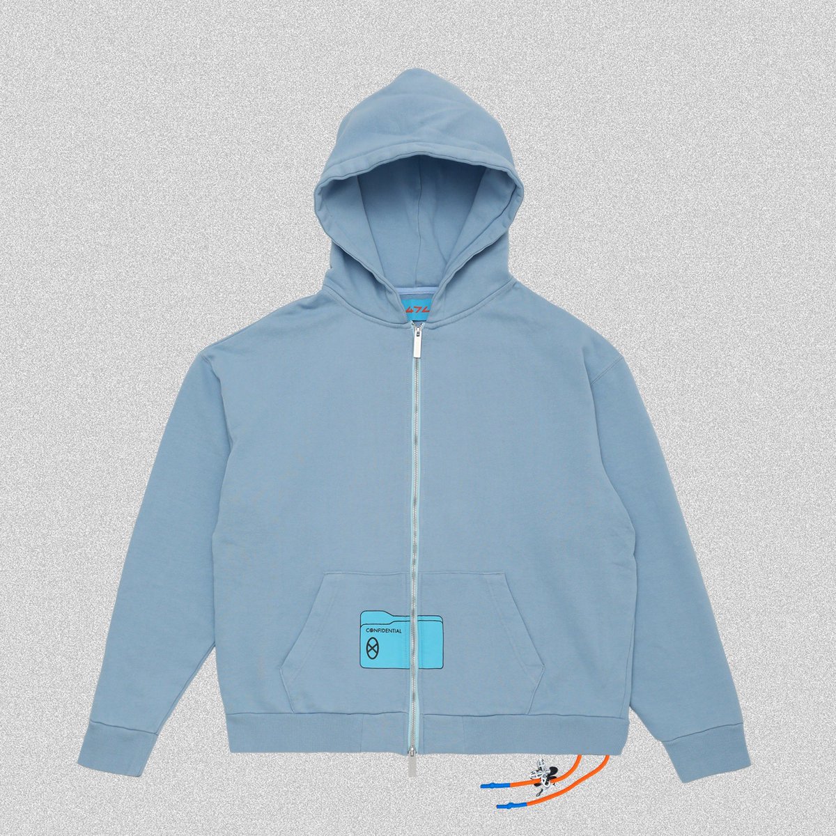 code_47l's tweet image. FILE_2025_4_ZIP_FILE_HOODIE_D.BLUE

フロントのカンガルーポケットにZIPファイルをイメージしたプリントを配置。
ポケットの中に隠しプリントとして仕様書のデータがプリントされています。

code47l.stores.jp/items/69155b31…