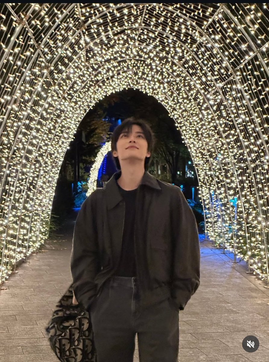 manengnengg's tweet image. beomgyu in nuvali

HAHAHAHA