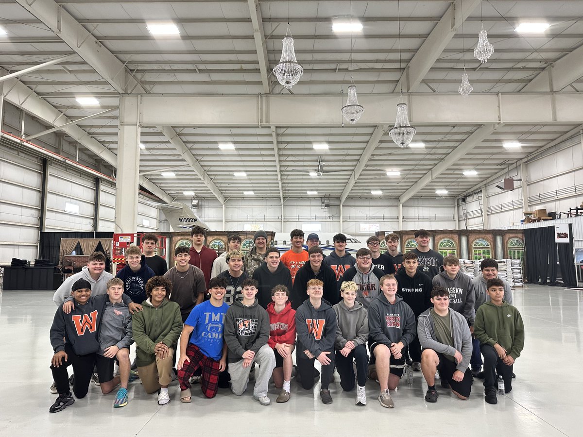 tigerfbcoach's tweet photo. The kind of email I enjoy receiving from community members...

Coach Curtis,
Thanks again for bringing the boys to help clean up. It was the fastest and most efficient year yet.
We really appreciate it!
Attached are photos.  Again, thank you!
Blessings,
Grace 
@WarsawTigerFB https://t.co/DGx9gGpPBC